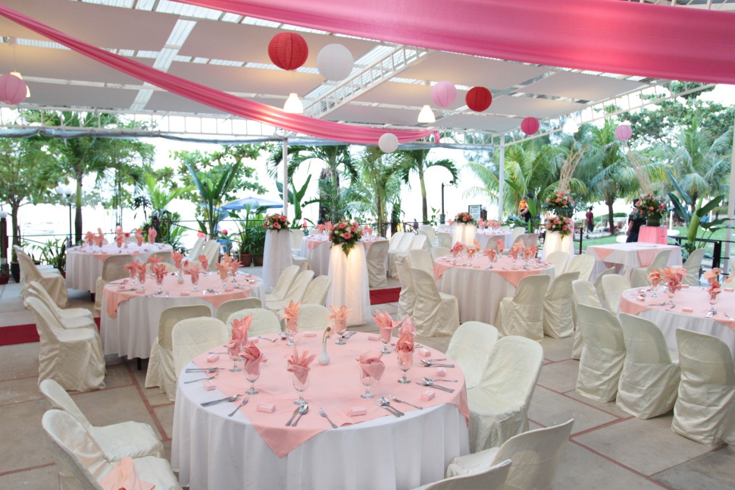 Paradise Wedding Decor