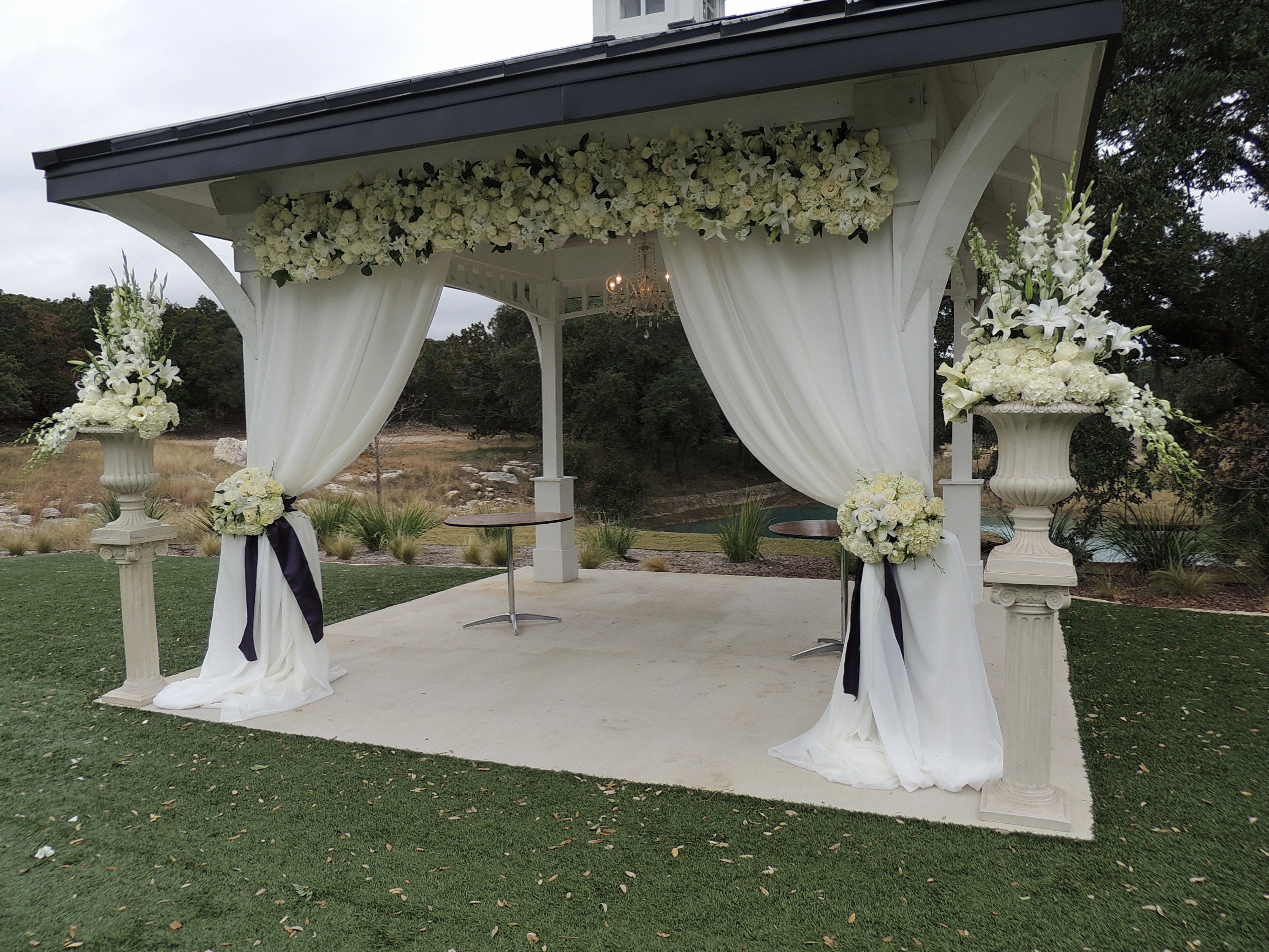 Pergola Wedding Decor